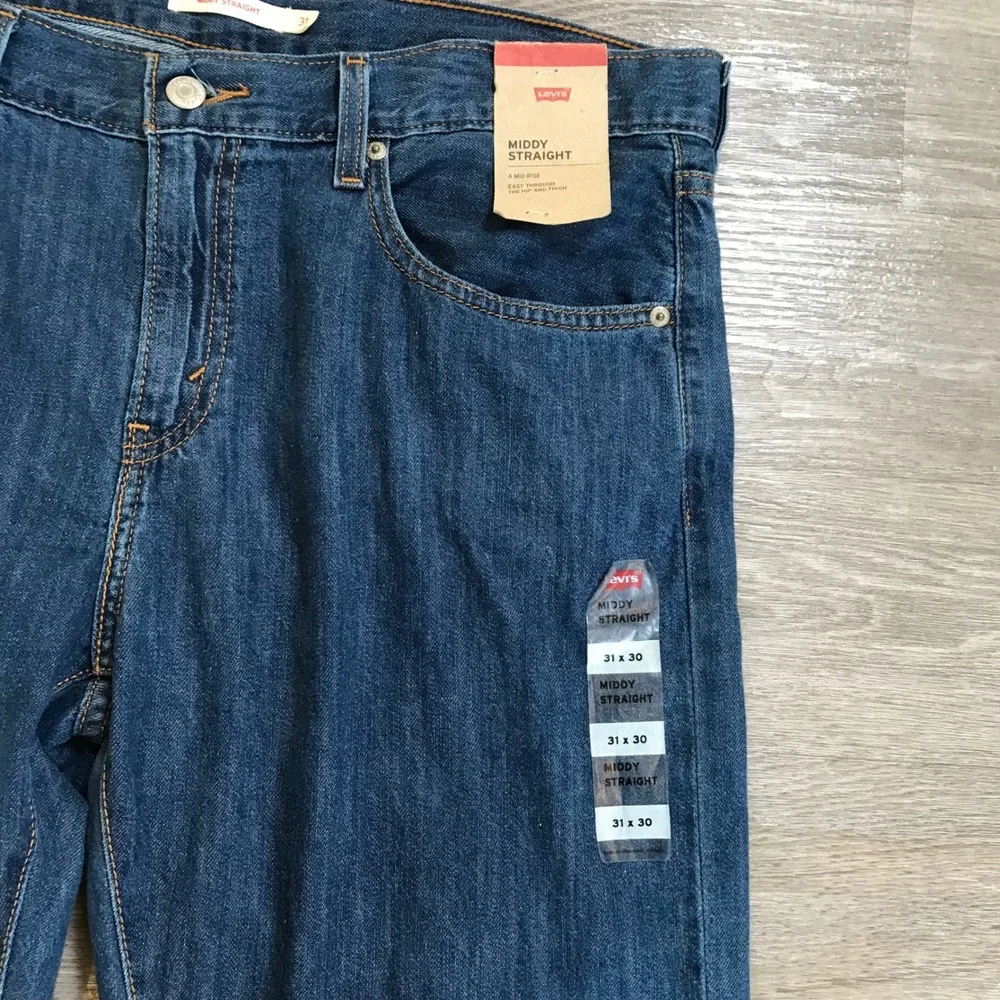 Levis Middy Straight Leg Jeans Mens 31x30 Medium Wash Blue Denim New NWT